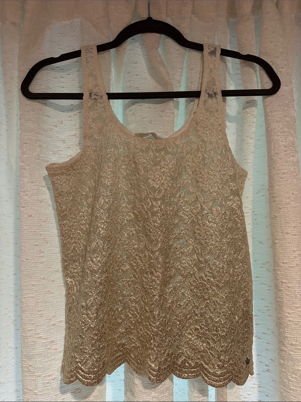 Abercrombie & Fitch Lace Scoop Neck Tank Top - Cream and Gold - XS